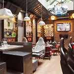 Hotel Acropole Paris